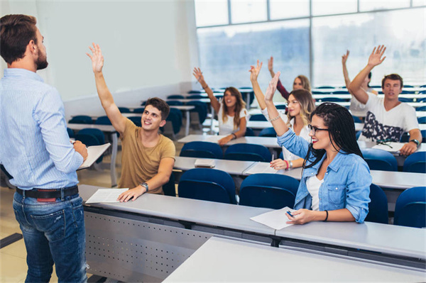 高考落榜大专生可以自考本科吗_单招落榜可以去江汉大学助学班嘛-575